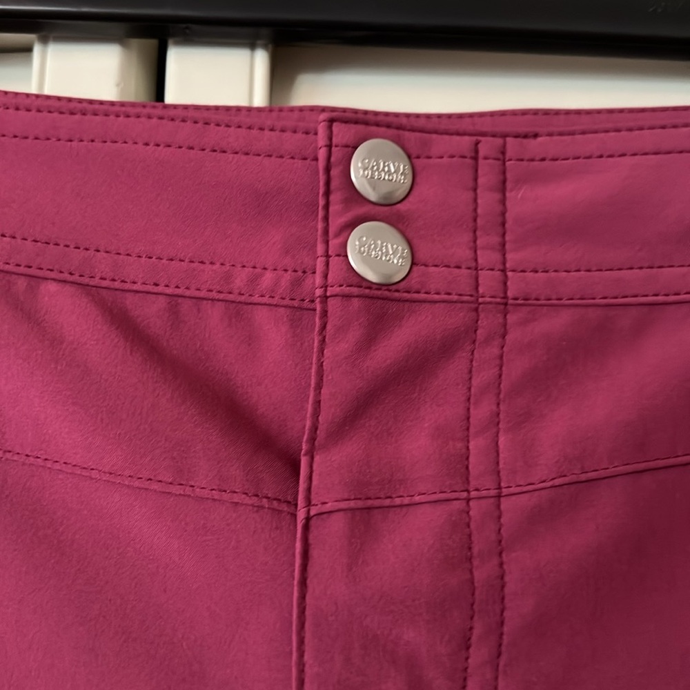 Carve Designs Deep Pink Women's Shorts Size 10 Like New - Picture 2 of 11